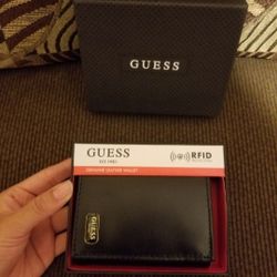 GUESS Men's Genuine Leather Wallet Black 