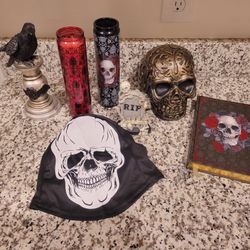 Halloween Decorations Lot