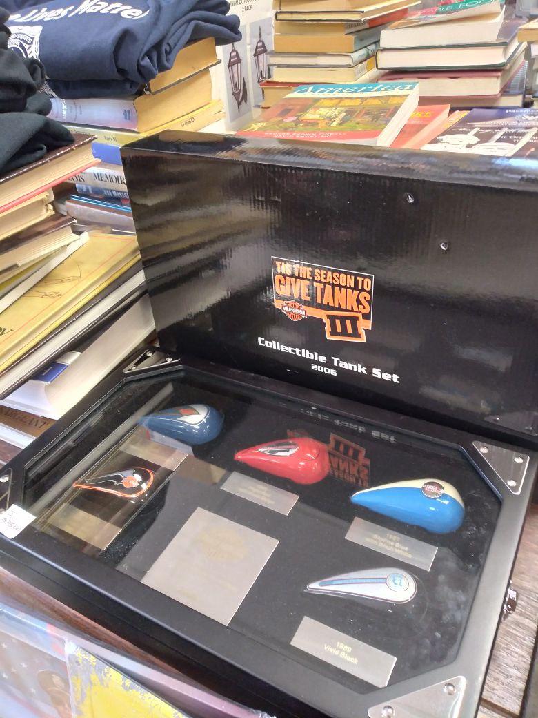 Harley Davidson collector box set