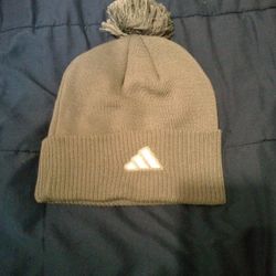 Adidas Unisex Solid Cupped Pom Beanie.
