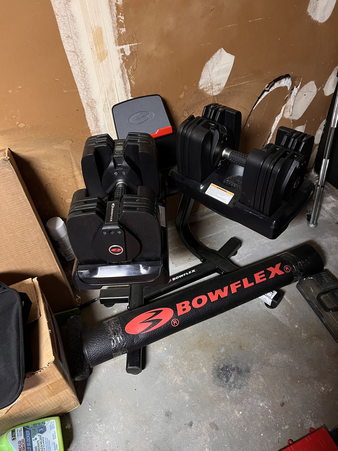 Bowflex SelectTech 560 adjustable dumbbells
