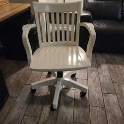 Wood Swiveling Office Chair