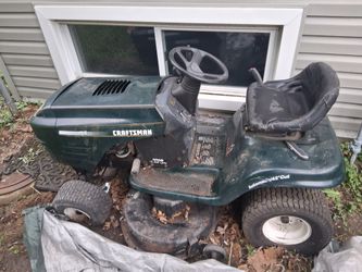 Craftsman Riding Lawnmower