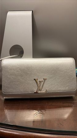 Lious Vuiton party handbag