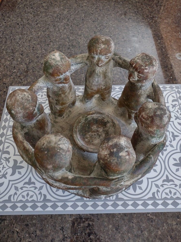 Mexican Pottery Circle of 7 Friends Candleholder