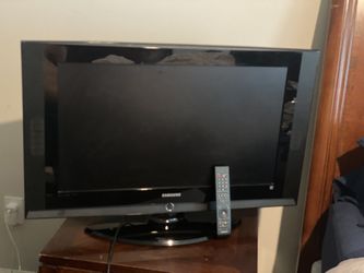 Samsung 32 inch Flatscreen TV