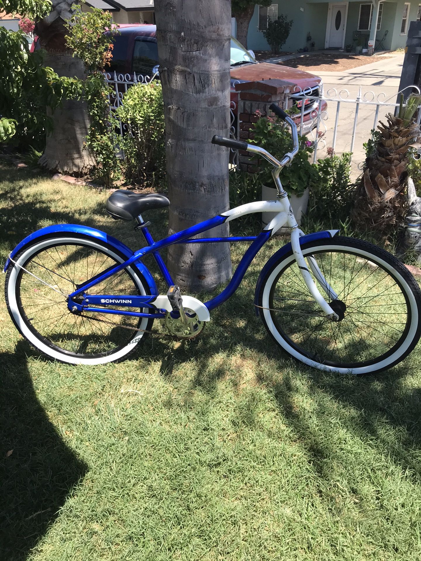26” Schwinn Legacy Cruiser