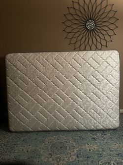 Moving - Two (2) Therapedic Lacy Full-Size Mattresses vs