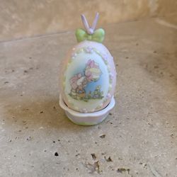 Precious Moments Baskets Of Blessings Easter 2005 Egg