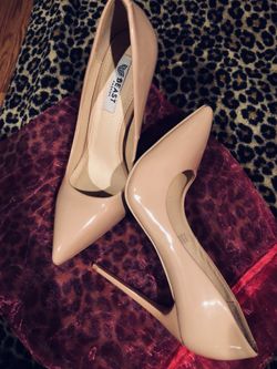 Nude Heels Size 6