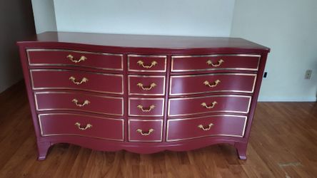 Drexel Serpentine 12-Drawer Dresser | Vintage | Refinished