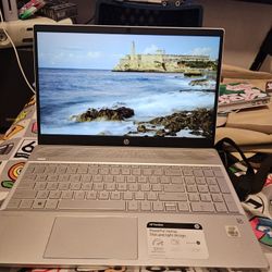 Hp Laptop Touch New Trade Fold 5 $600