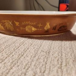 Pyrex dish w/ gold leaf