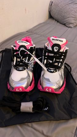 Balenciaga runner