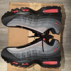 Nike Air Max 95 OG Crimson