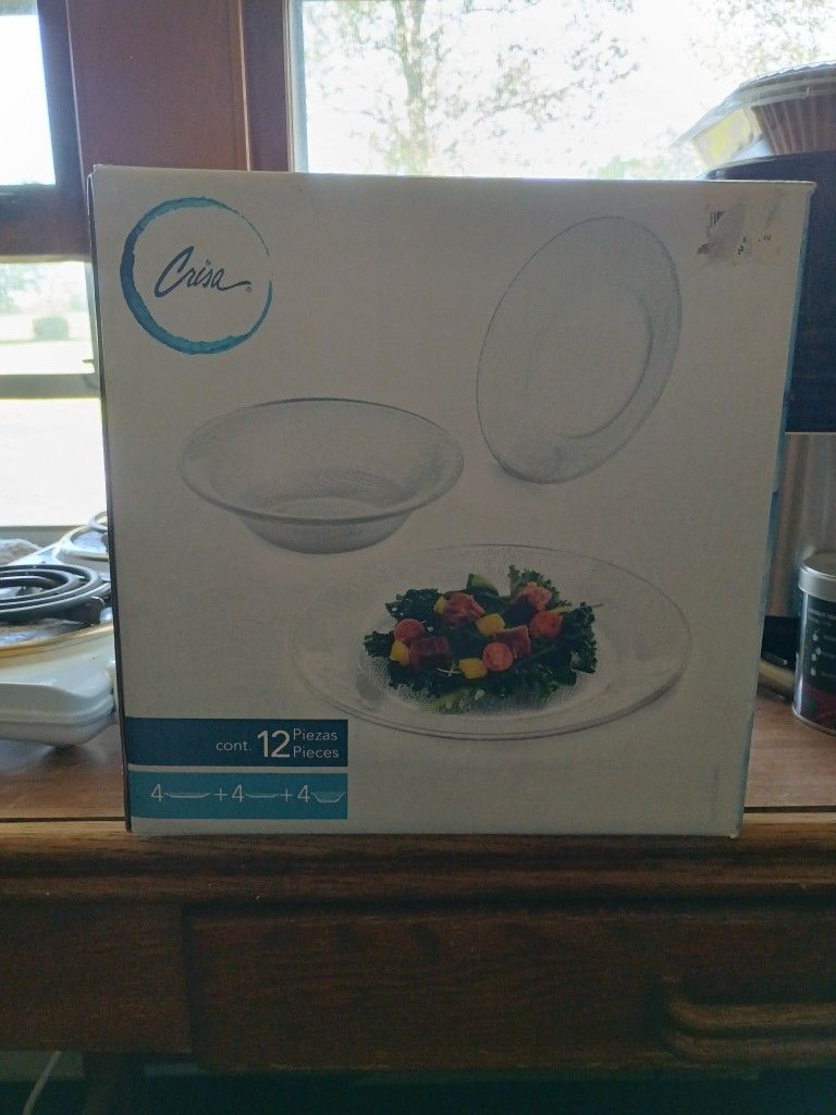 Crisa Glass Plates And Bowls