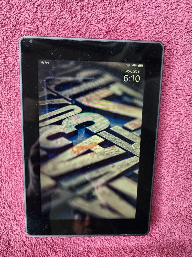 Amazon Fire HD 3RD GEN. BLACK