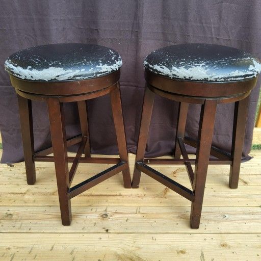 Bar Stools 