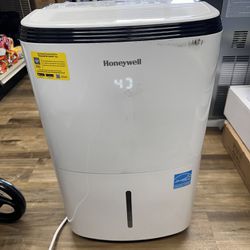 Honeywell 70 Pints Smart Dehumidifier 
