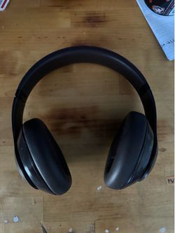 Beats studio pros
