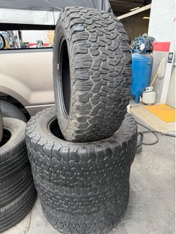 Vendo llantas usadas LT 35/12,50/R20 marca BFGOODRICH