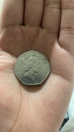 Queen Elizabeth 2nd coin