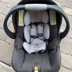 Chicco Bravo Infant Car Seat And Stroller