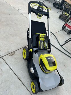 Shop RYOBI 40V HP Brushless 21 in. Cordless Battery Walk-Behind Multi-Blade Push Lawn Mower with (2) 6.0 Ah Batteries & Charger