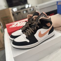 Men’s Air Jordan 1 SE - Size 10.5