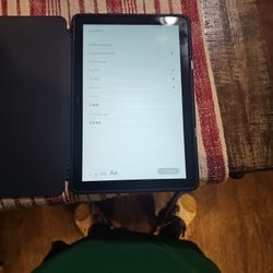 Amazon Fire HD 10 Tablet 