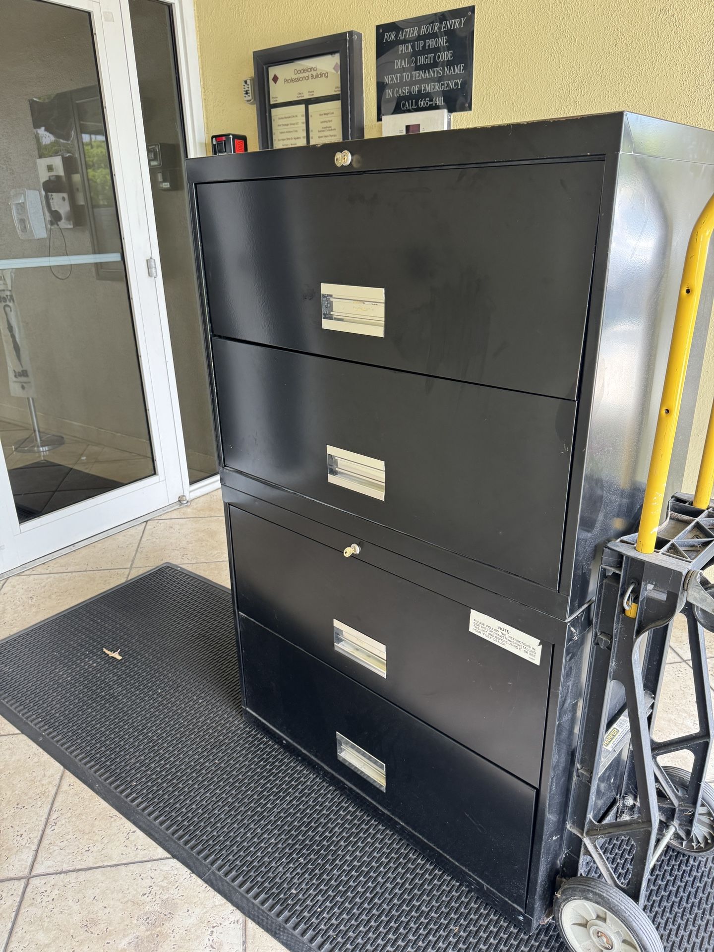 Filing Cabinet With Key 