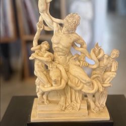 Laocoon and His Sons Statue