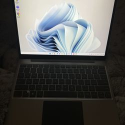 Surface Laptop Go 2