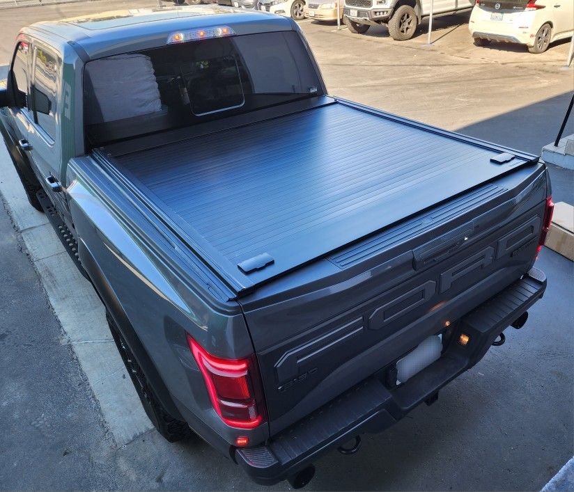 thumbnail image 2 of Flowkottu Retractable Hard Tonneau Cover Fits 2019-2025 2 of 9