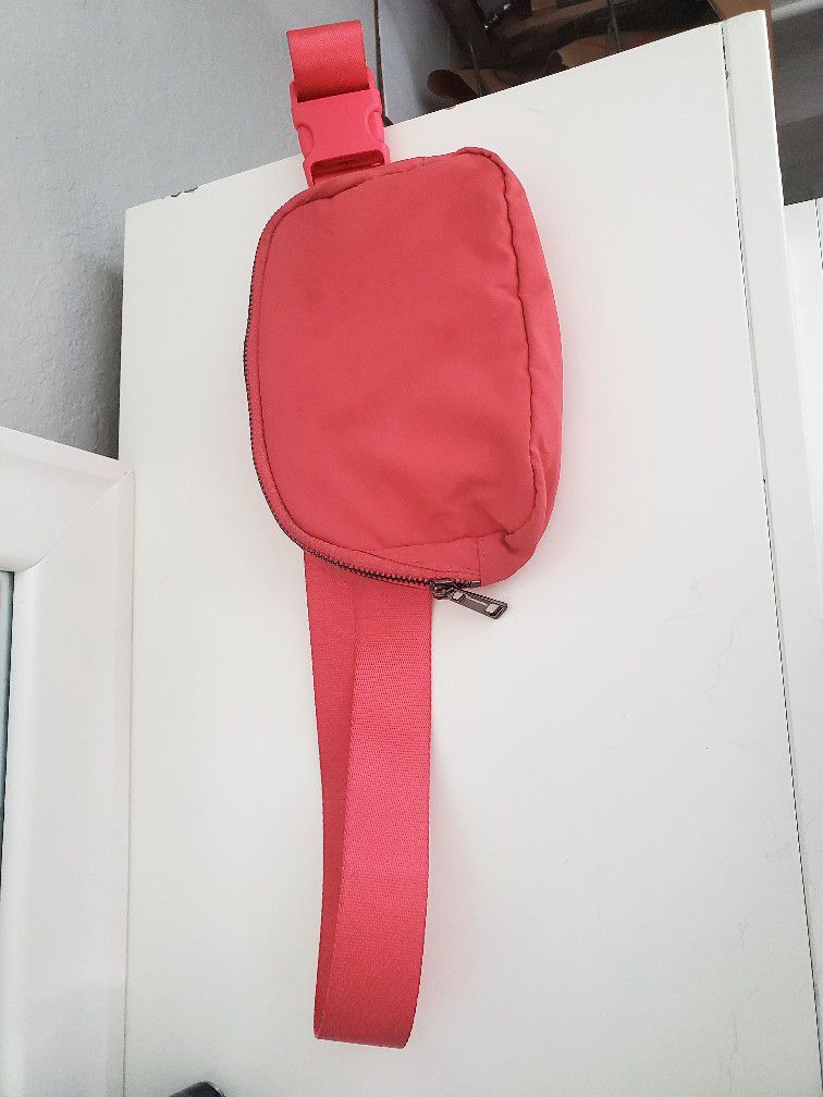 Hot Pink Adjustable Belt Bag, Excelent Condition