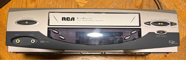RCA accusearch 4-head Vcr