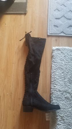 New sz8 charles david suede boots over the knee