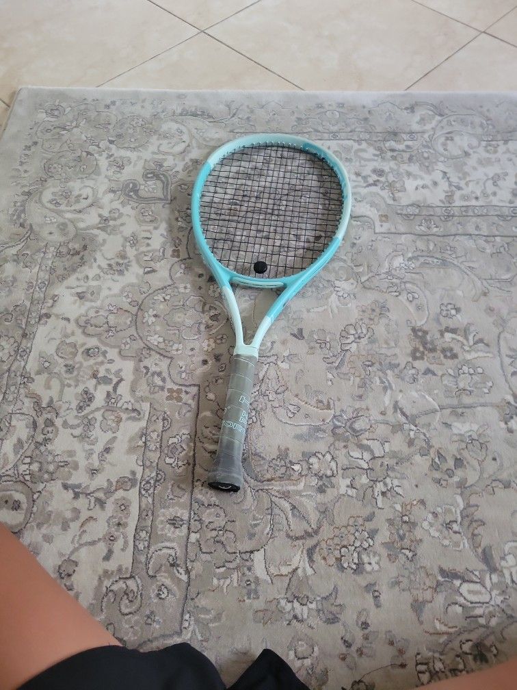 Good.
Condition tennis racket