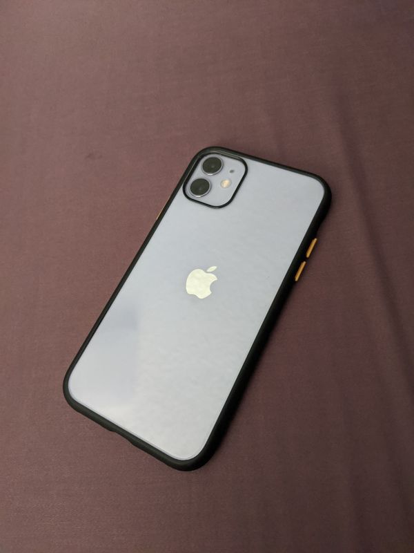 Trade/Sell: iPhone 11 for iPad Pro or Apple MacBook for Sale in