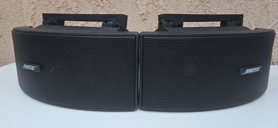 Bose 151 Enviromental Speaker Set Black Wall Mounted Outdoor Weatherproof Tested ( Like New )