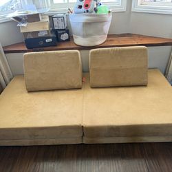 Nugget Couch 