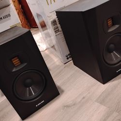 Adam TV7 Monitors - Pair