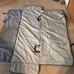 Orvis Dog Cover. Fits Sr Or Sr5 Tundras 2022 Or Lower 