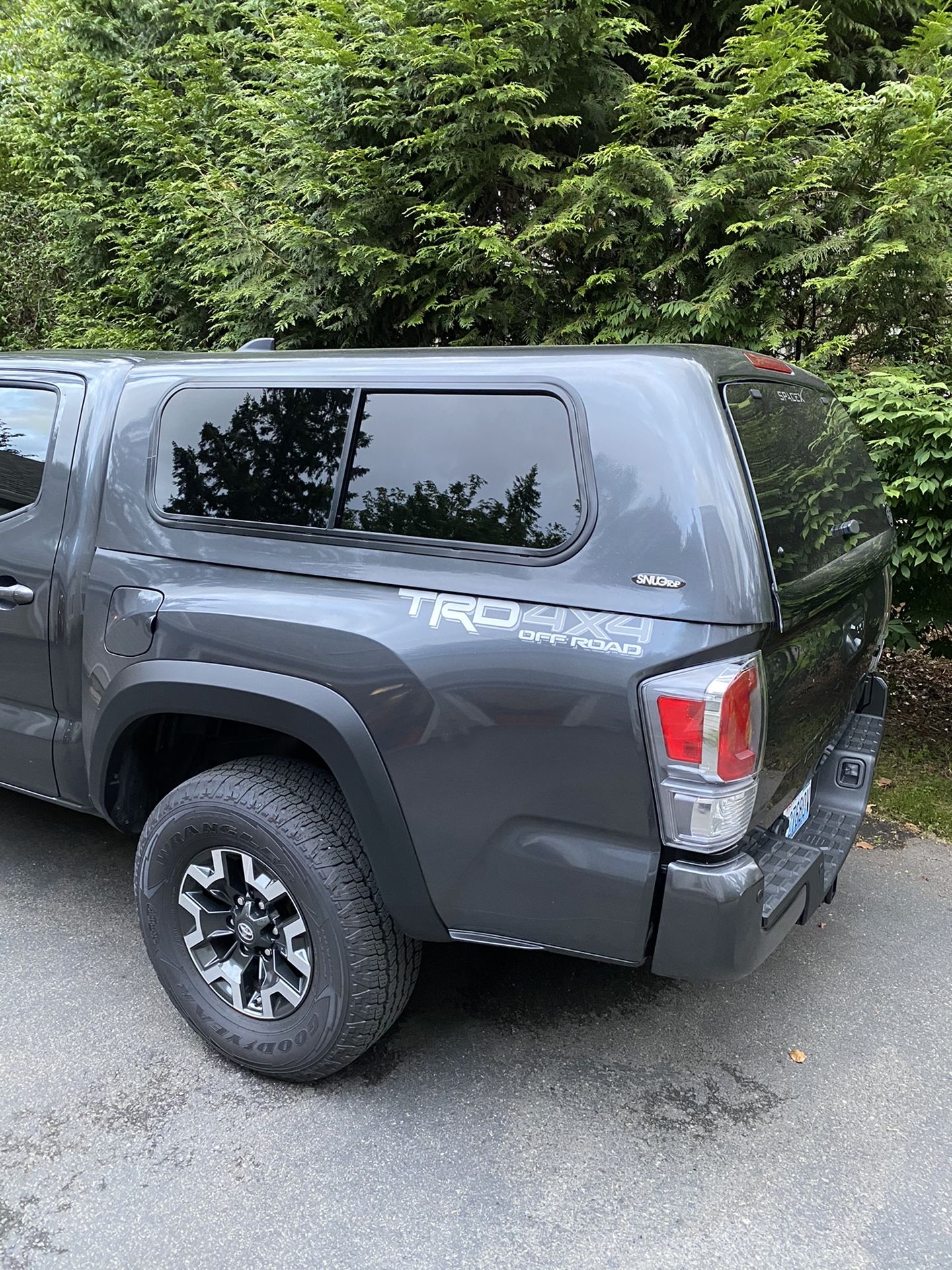 Tacoma Snugtop Rebel Canopy