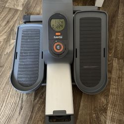 Cubii Go Under Desk Elliptical 