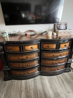 6 Drawer + 2 Side Compartment Wooden Dresser