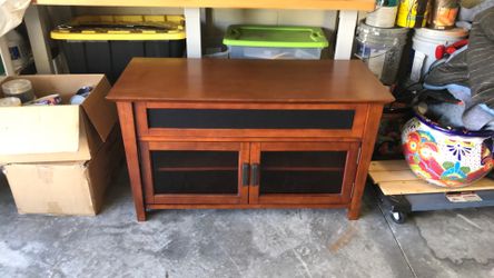 Nice tv stand , all wood