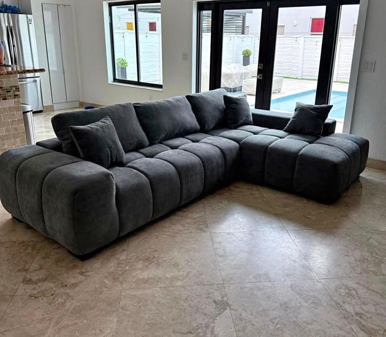 New sectional in box 📦 $998