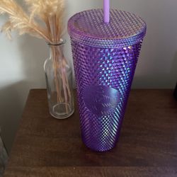 2022 Starbucks Studded Purple Oil Slick Venti 24oz Tumbler with straw