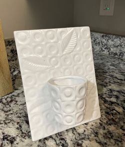 Planter stand -ceramic frame